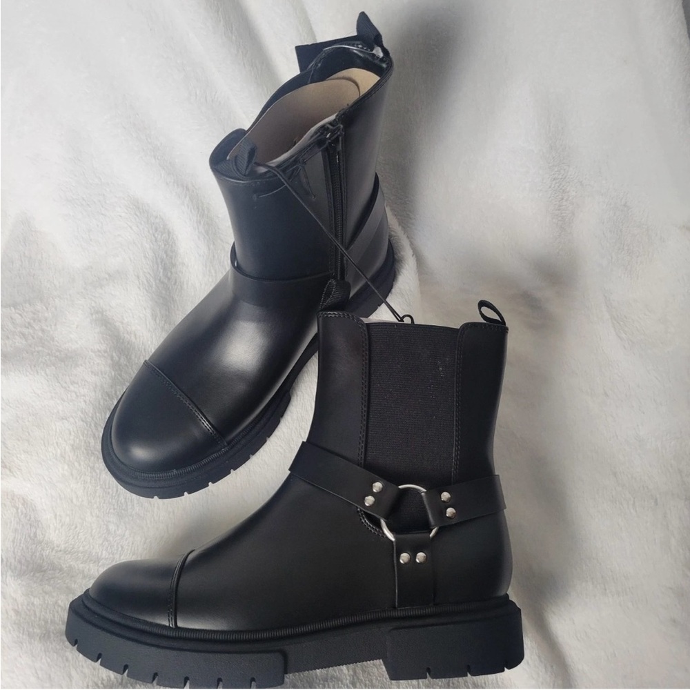 art class Black Lug Sole Chelsea Boots with Side Zipper - Picture 8 of 12